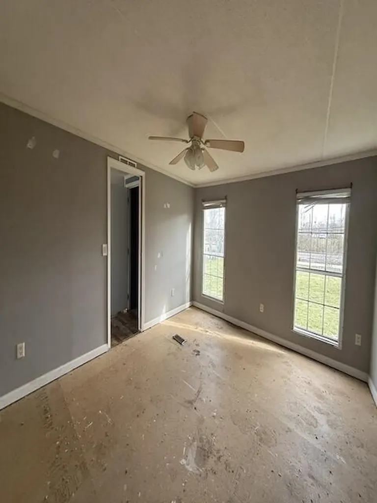 30 Sutton Street Corbin KY 40701