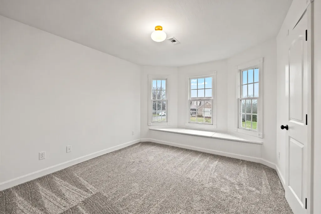143 Royalty Drive Lancaster KY 40444