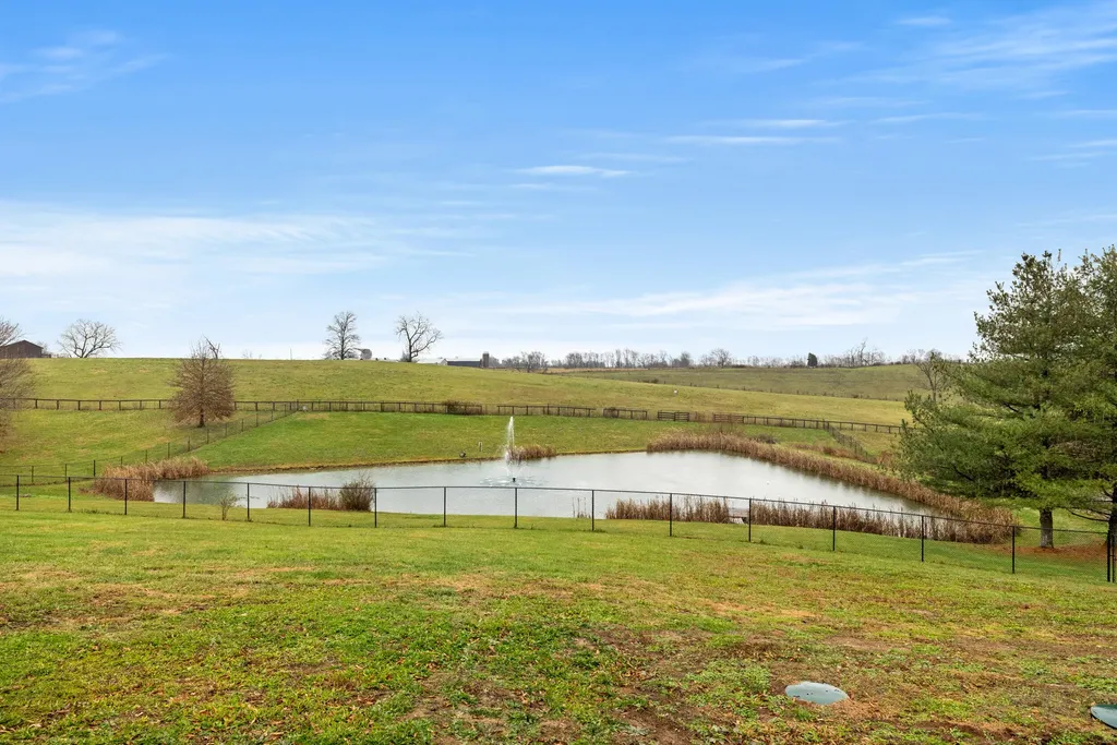 143 Royalty Drive Lancaster KY 40444