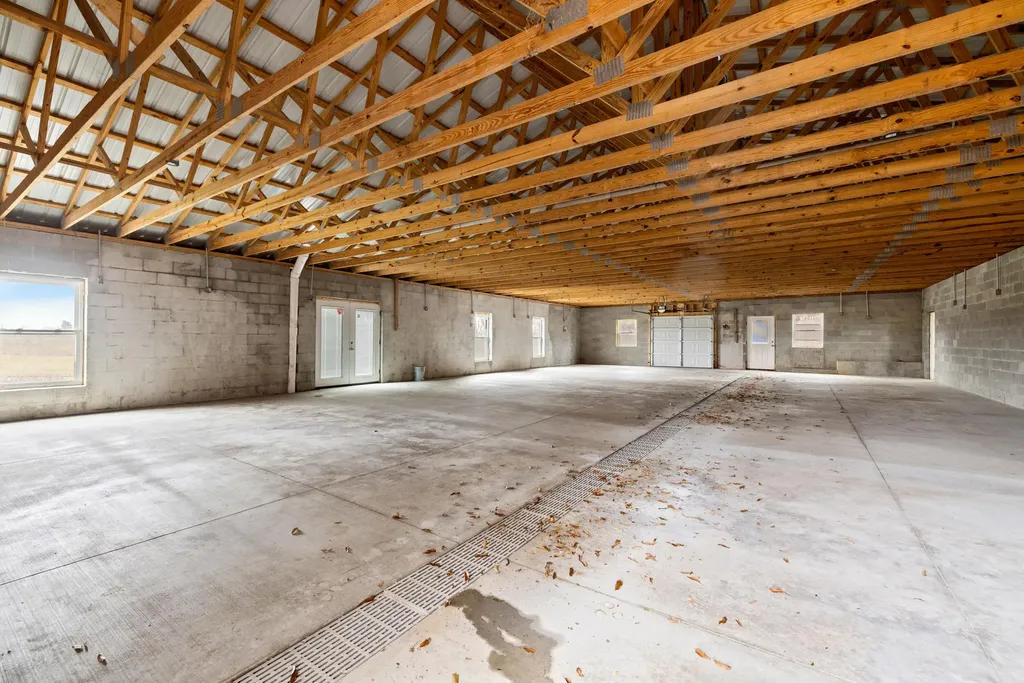 143 Royalty Drive Lancaster KY 40444