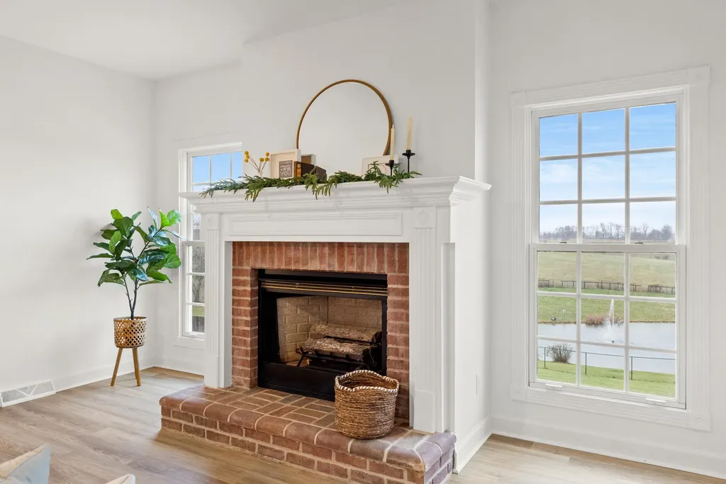 143 Royalty Drive Lancaster KY 40444