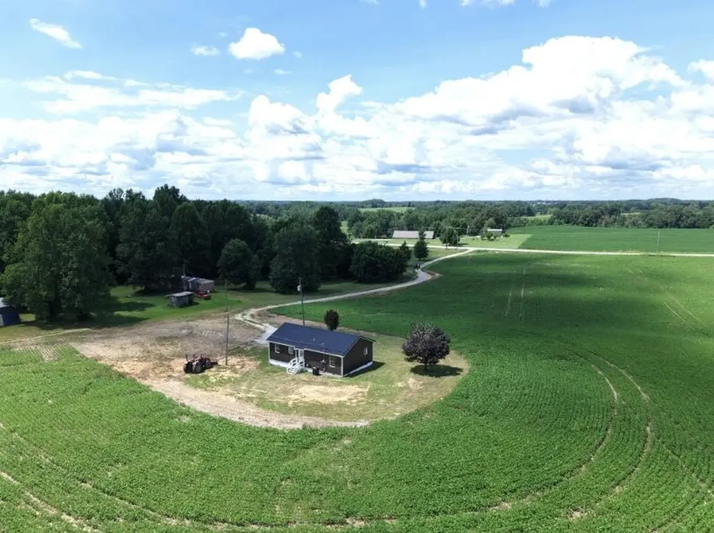 6715 E Highway 70 Eubank KY 42567