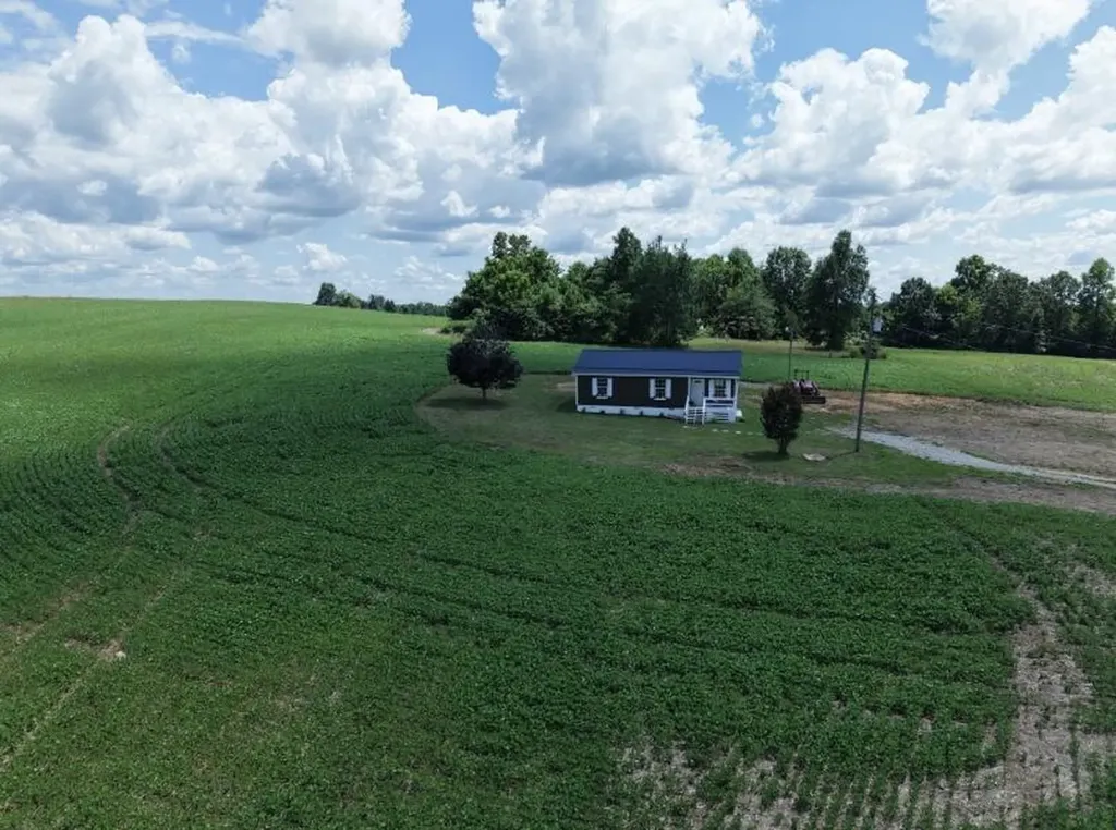 6715 E Highway 70 Eubank KY 42567