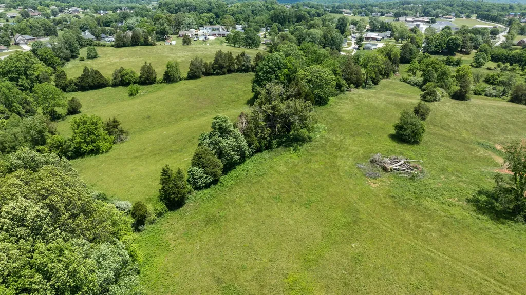 1908 Avalon Drive Somerset KY 42503