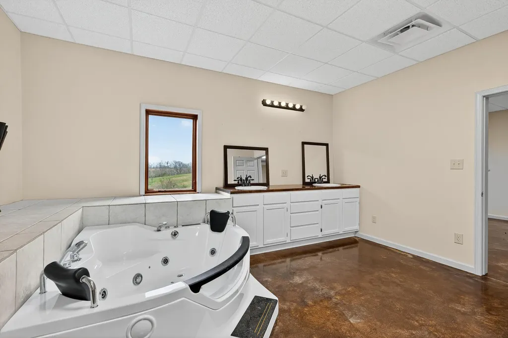 131 Wells Road Mt Sterling KY 40353