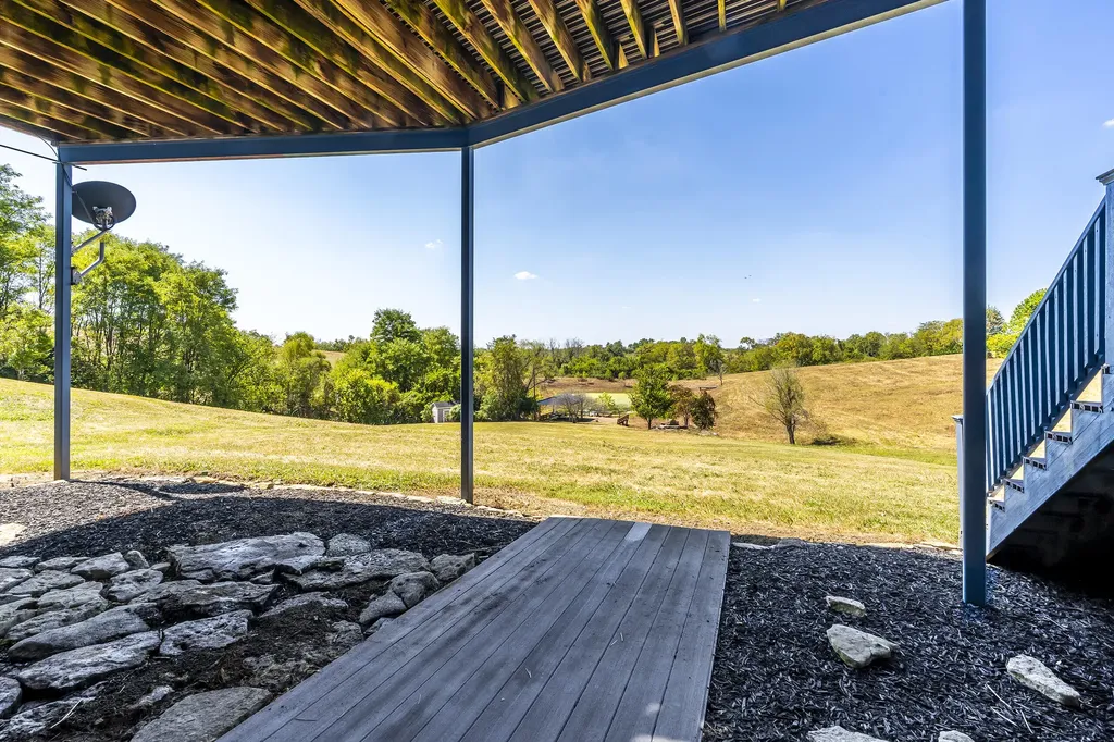 131 Wells Road Mt Sterling KY 40353