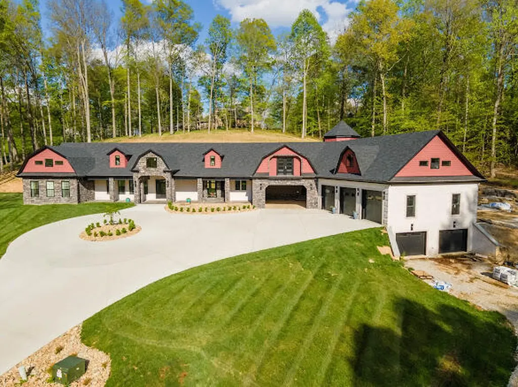 210 Leatherwood Drive London KY 40741