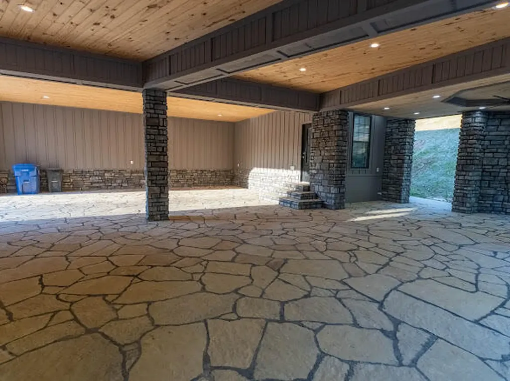 210 Leatherwood Drive London KY 40741