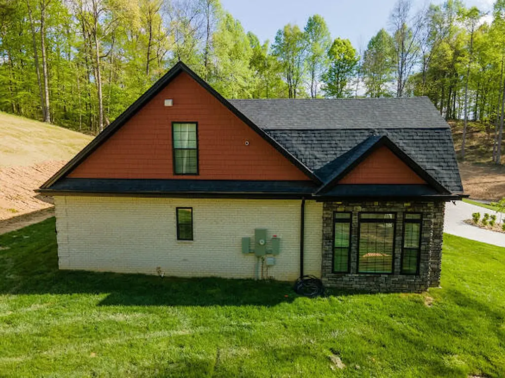 210 Leatherwood Drive London KY 40741