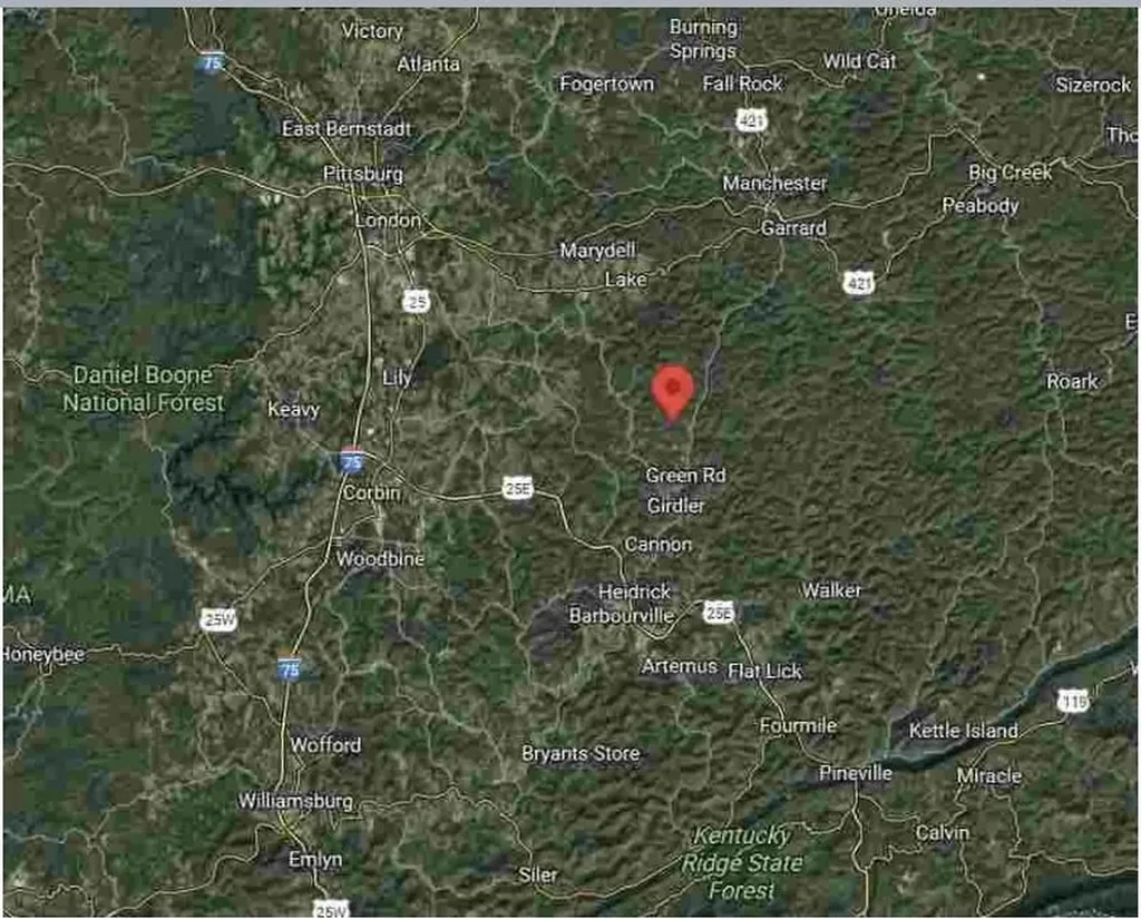 470 Little Bull Creek Road Woollum KY 40906