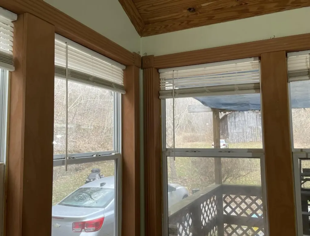 470 Little Bull Creek Road Woollum KY 40906