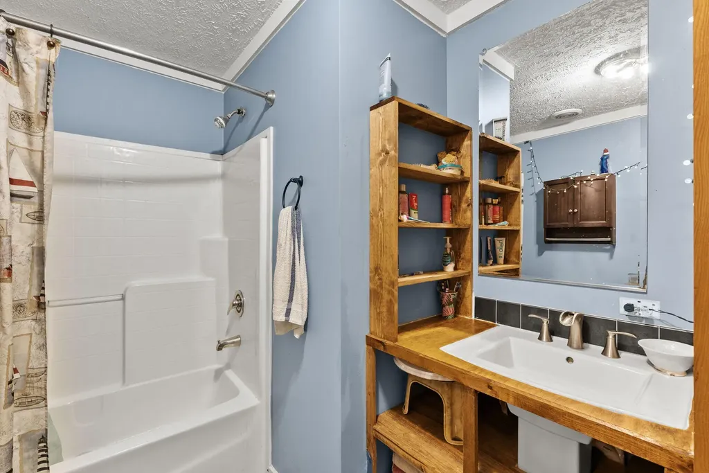 628 Ravens Creek Lane Cynthiana KY 41031