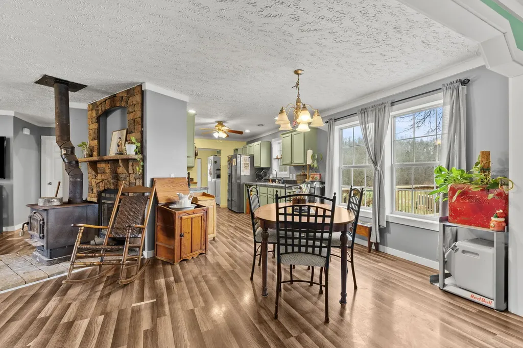 628 Ravens Creek Lane Cynthiana KY 41031