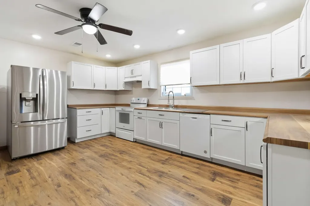 36 Butcher Estates Road Russell Springs KY 42642