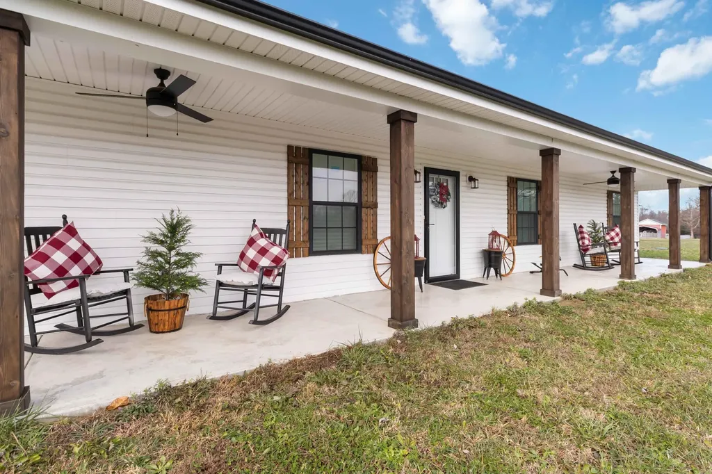 36 Butcher Estates Road Russell Springs KY 42642
