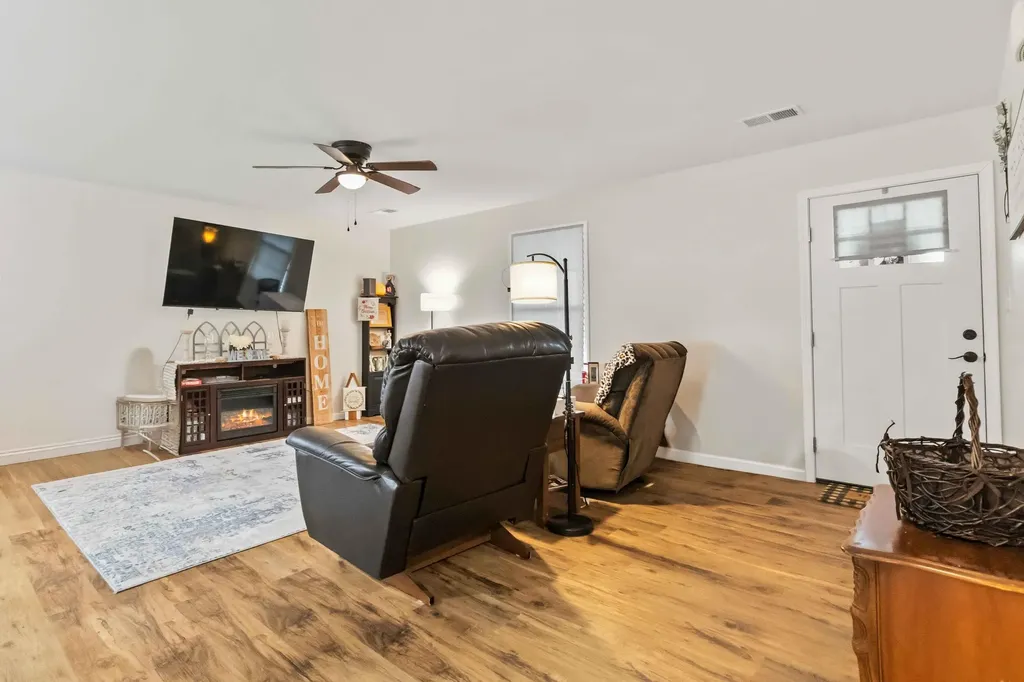 36 Butcher Estates Road Russell Springs KY 42642