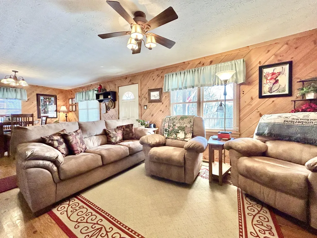 96 Vicki Street Nancy KY 42544