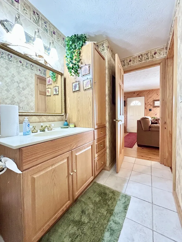 96 Vicki Street Nancy KY 42544