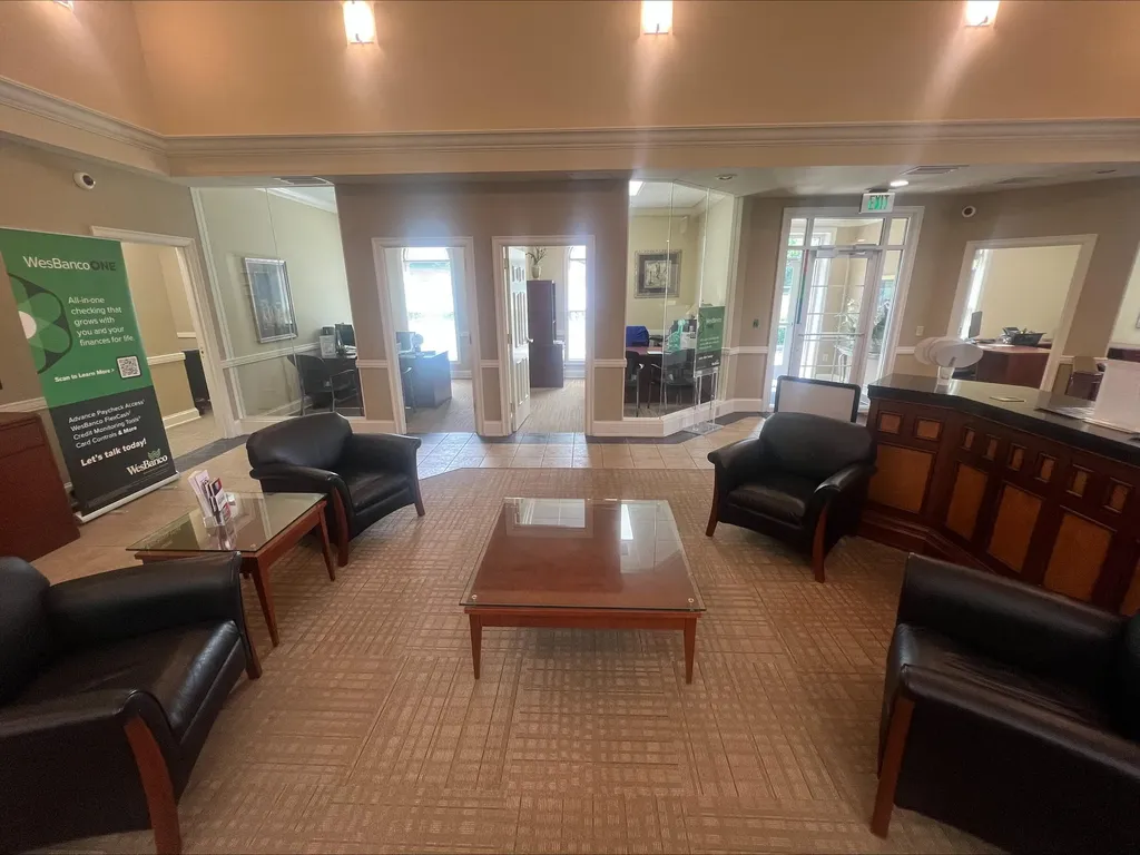 3098 Harrodsburg Road Lexington KY 40503