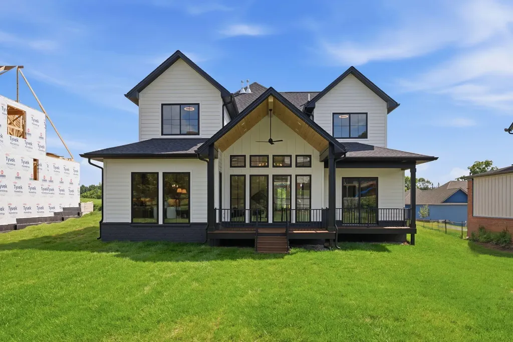 901 Bellerive Boulevard Nicholasville KY 40356