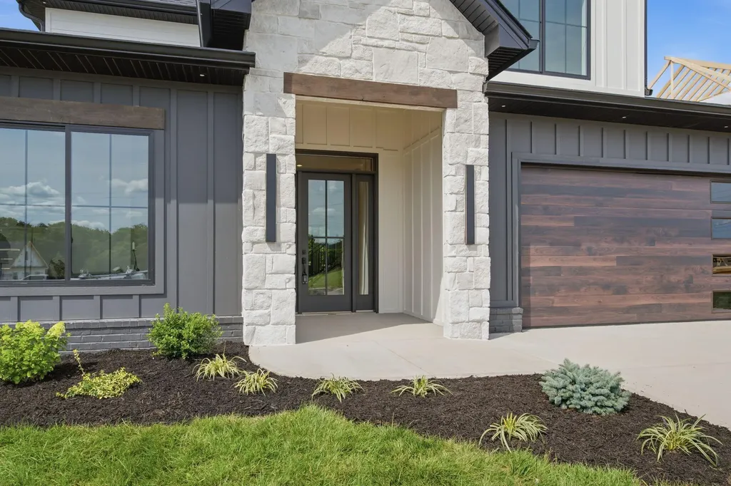 901 Bellerive Boulevard Nicholasville KY 40356