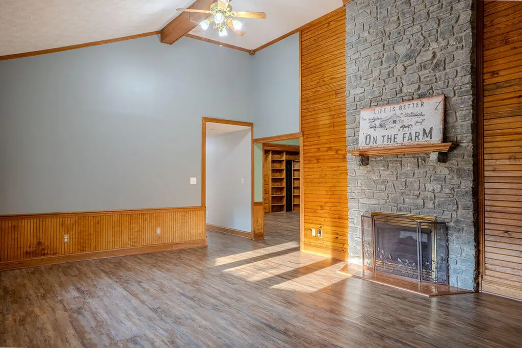 2649 Gabbard Road Berea KY 40403