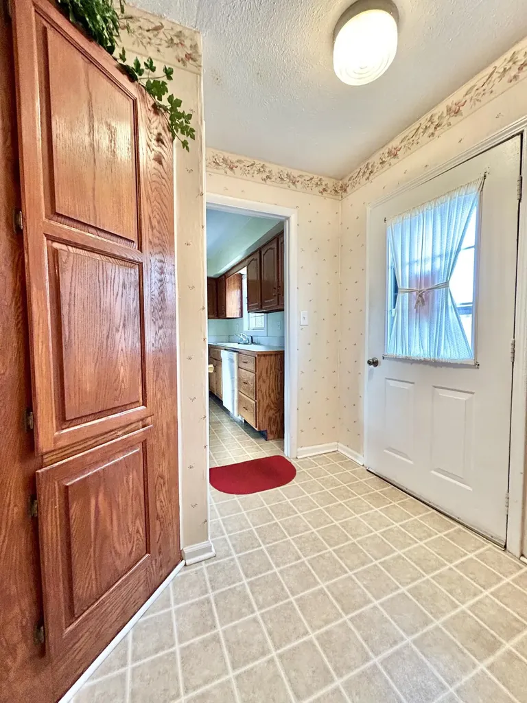 20 Maryland Avenue Monticello KY 42633