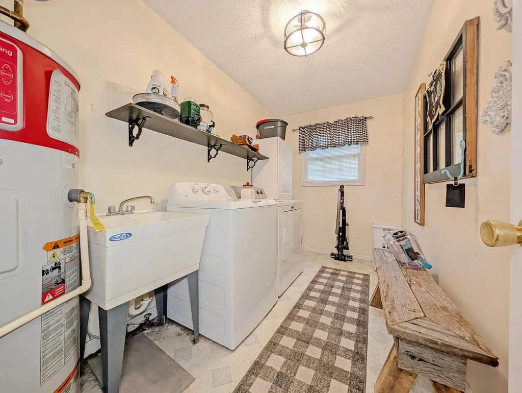 109 Edwards Court Lancaster KY 40444