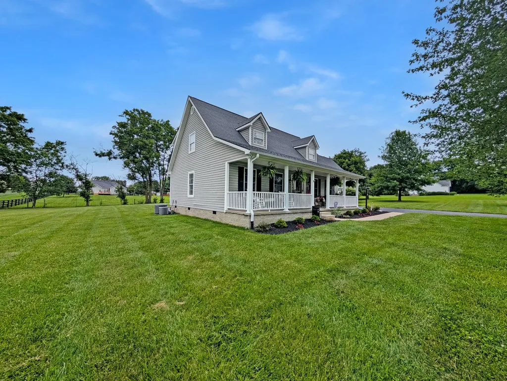 109 Edwards Court Lancaster KY 40444