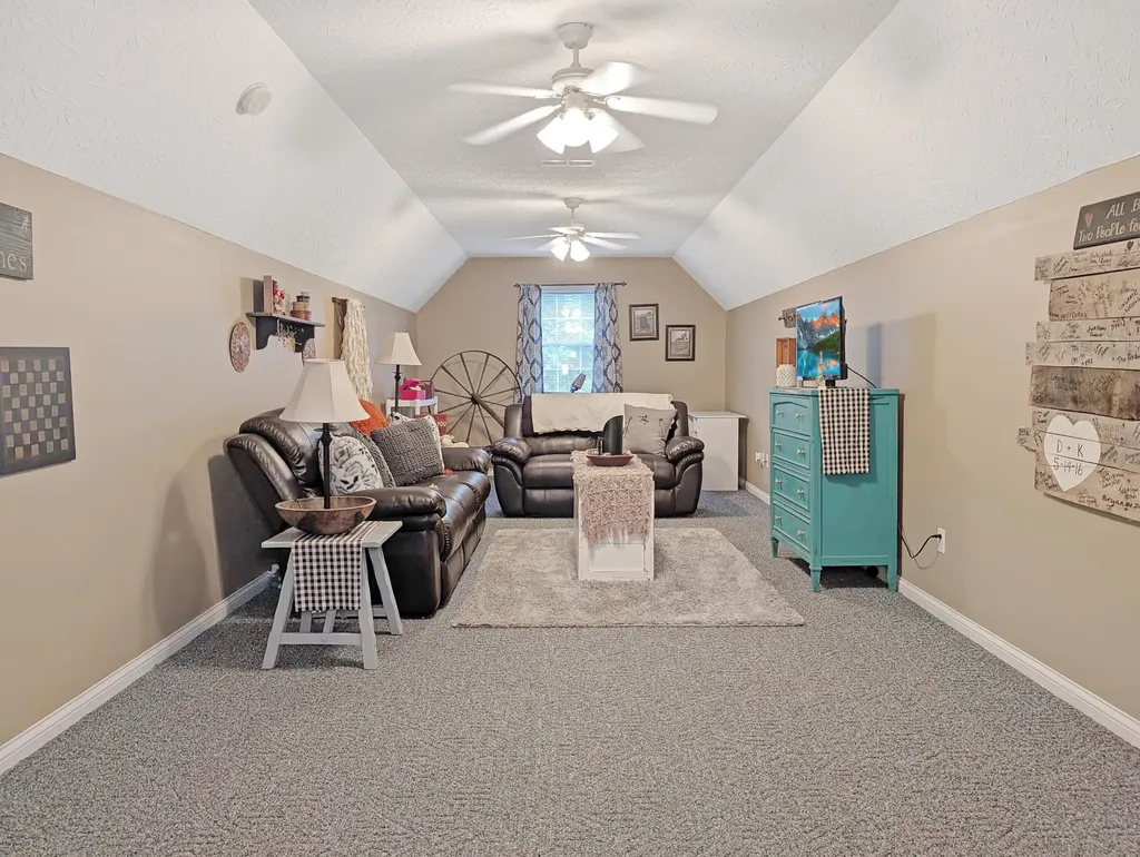 109 Edwards Court Lancaster KY 40444