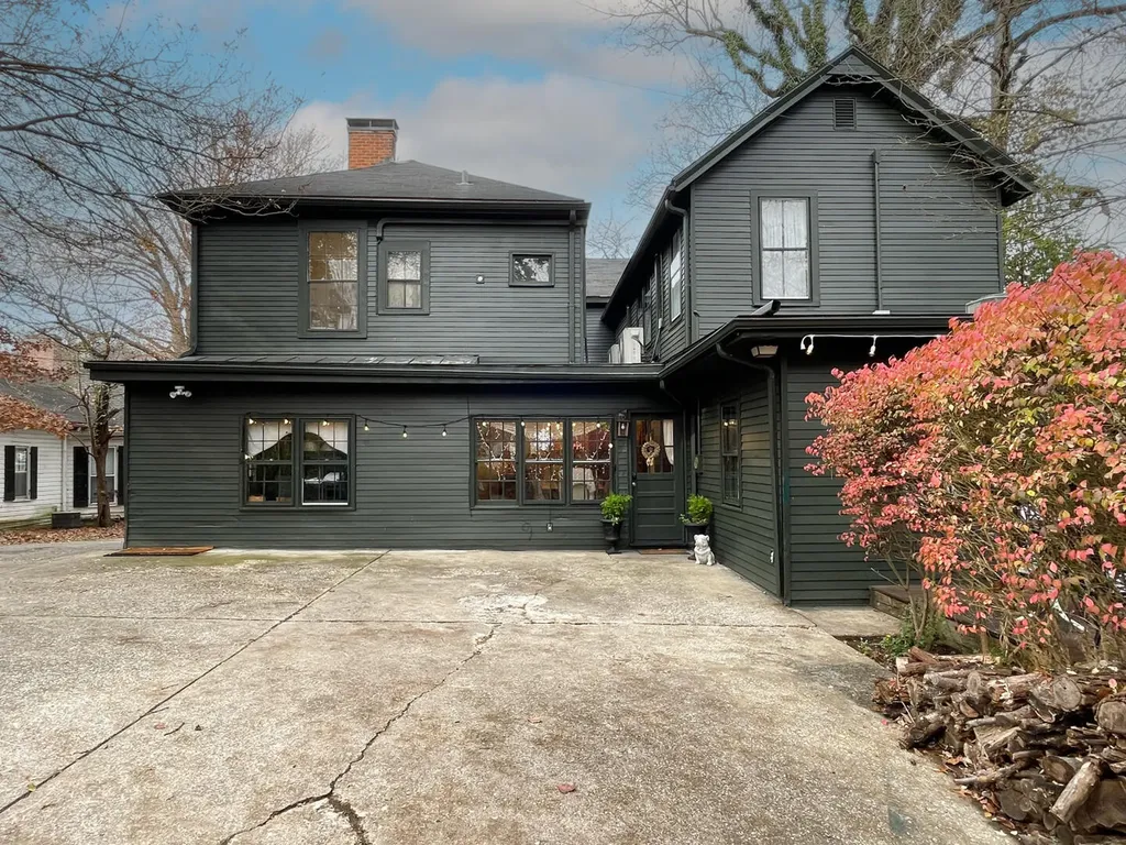 511-13 Capital Avenue Frankfort KY 40601