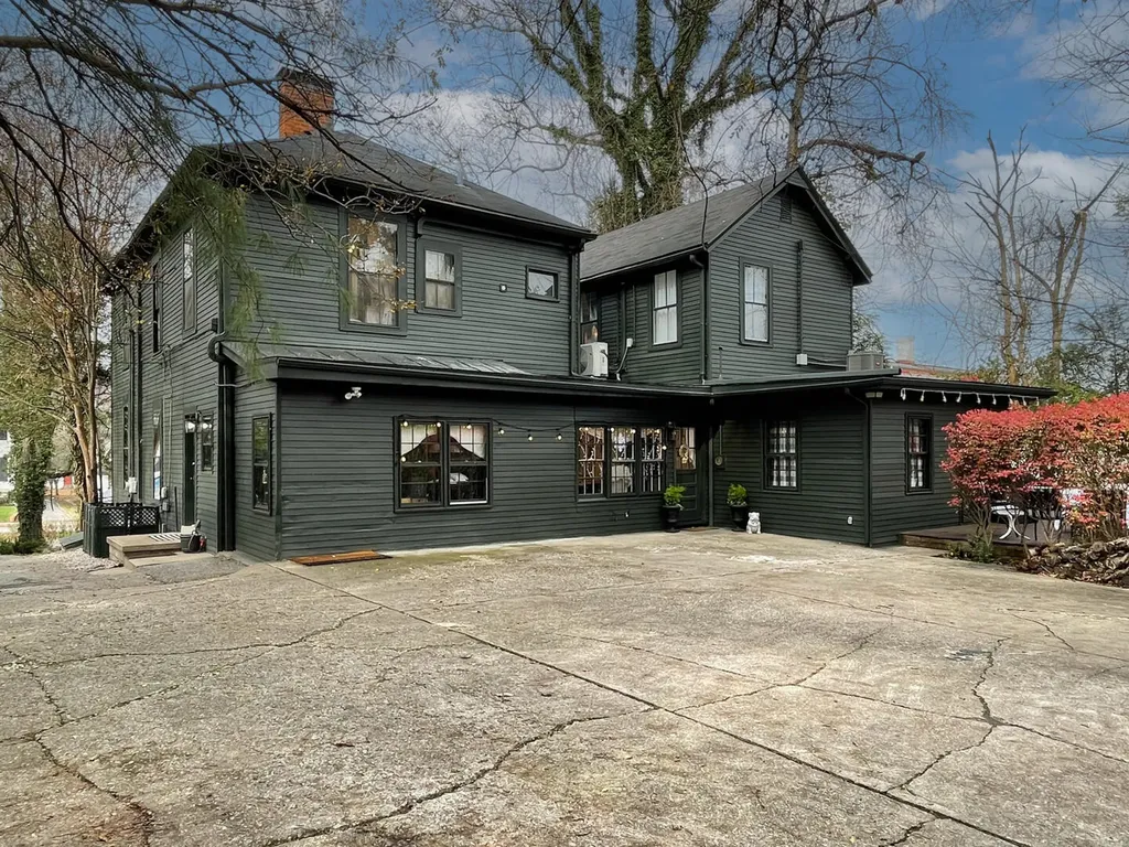 511-13 Capital Avenue Frankfort KY 40601