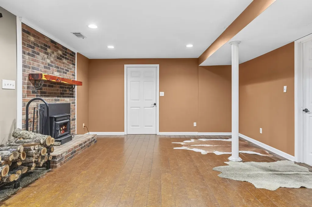 308 Fishman Circle Shelbyville KY 40065