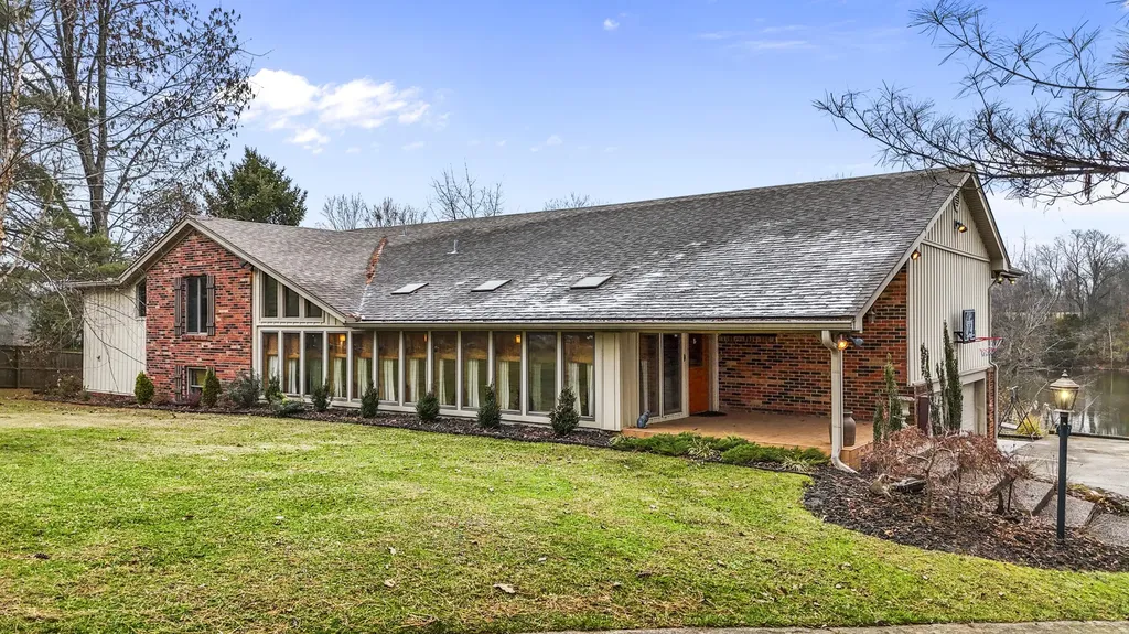 308 Fishman Circle Shelbyville KY 40065