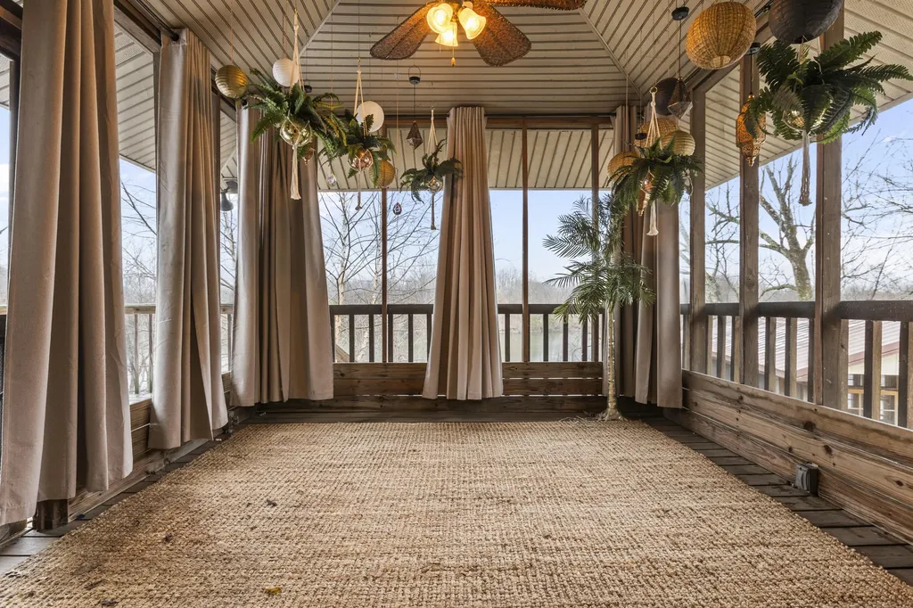 308 Fishman Circle Shelbyville KY 40065