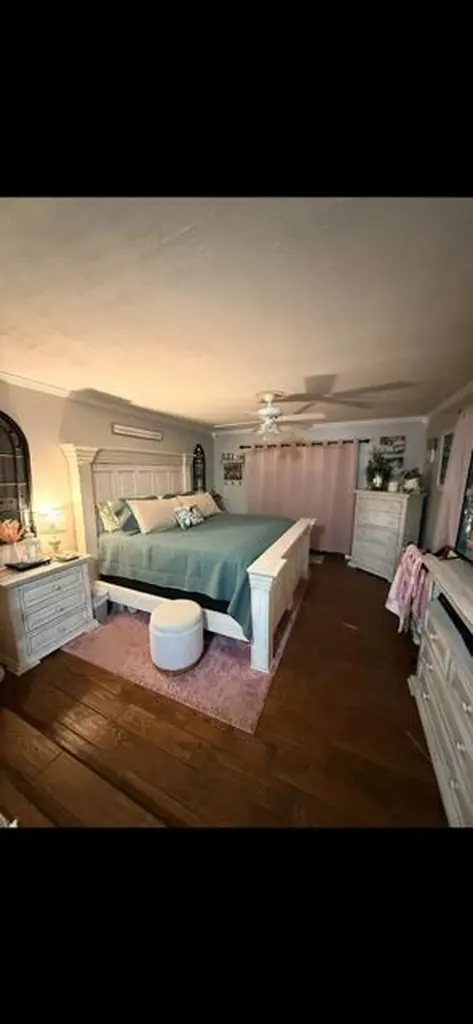 10806 406 Highway Roark KY 40979