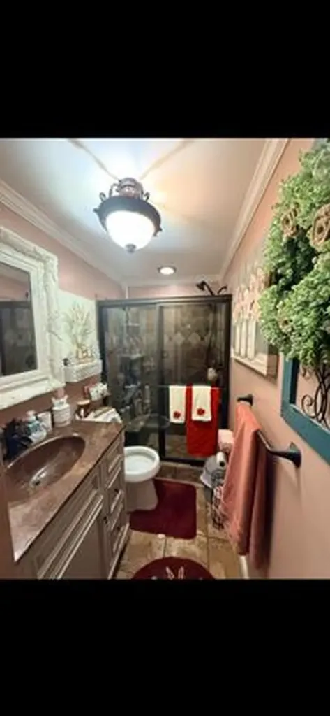 10806 406 Highway Roark KY 40979