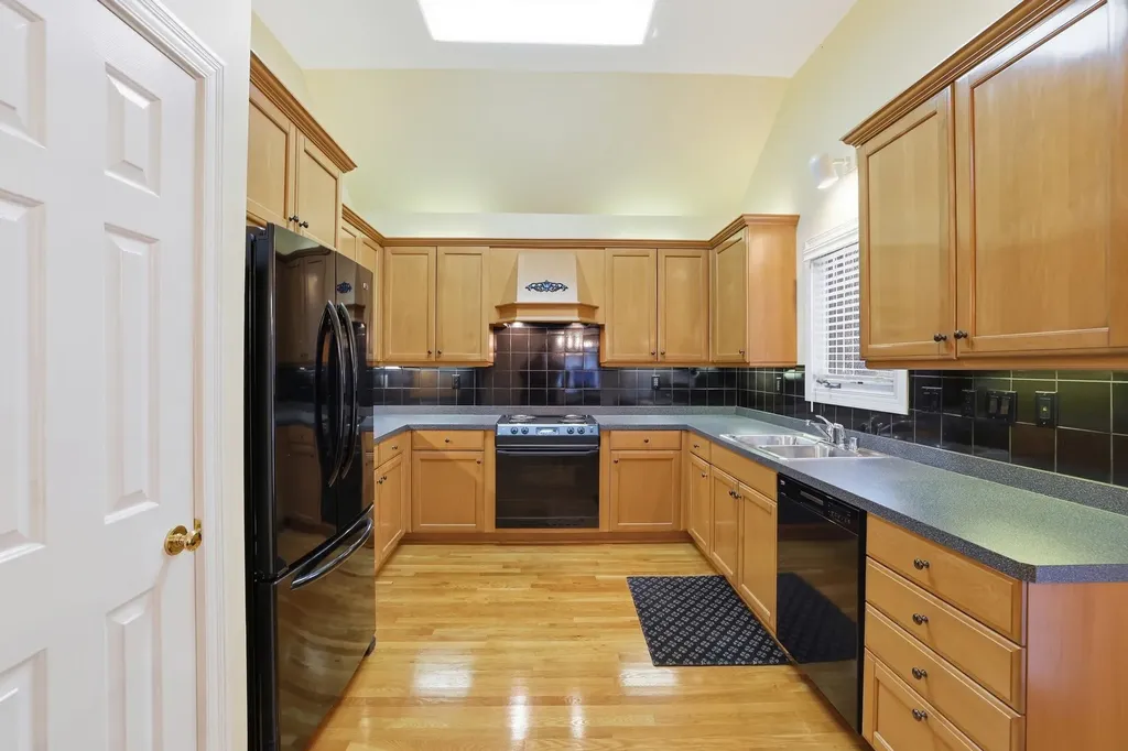 1205 Trumpeter Row Lexington KY 40502