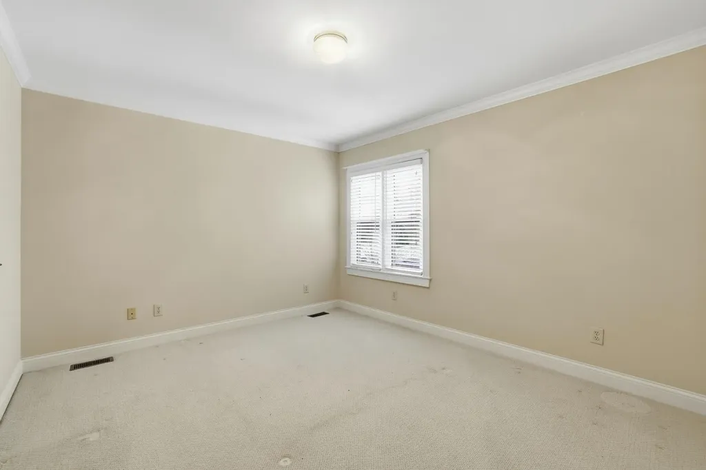 1205 Trumpeter Row Lexington KY 40502