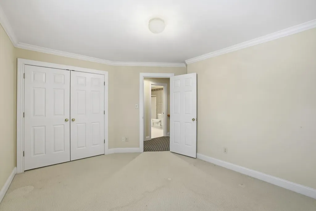 1205 Trumpeter Row Lexington KY 40502
