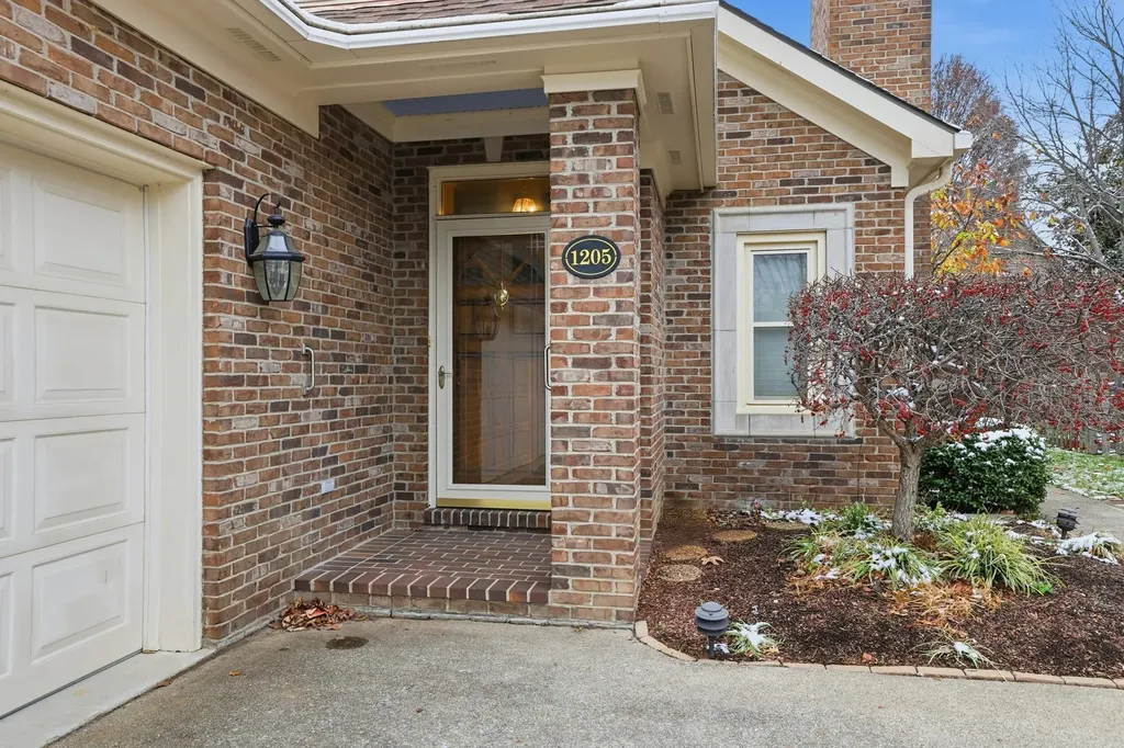 1205 Trumpeter Row Lexington KY 40502