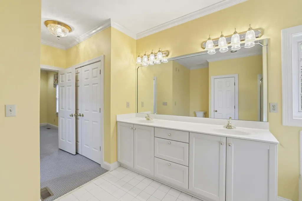 1205 Trumpeter Row Lexington KY 40502