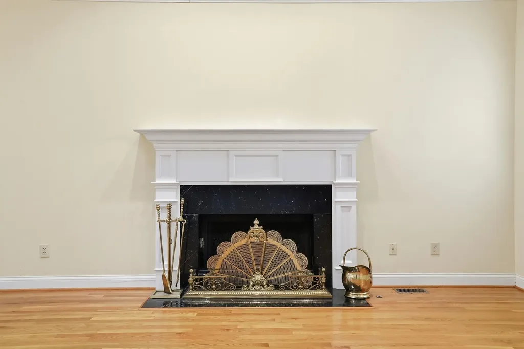 1205 Trumpeter Row Lexington KY 40502