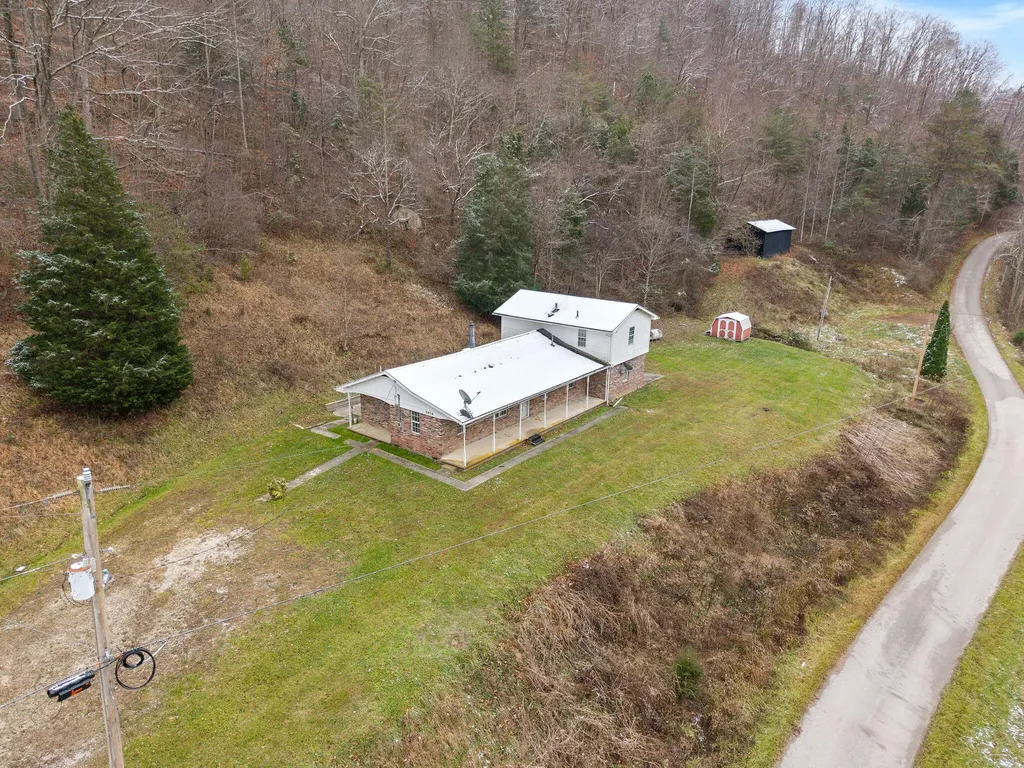 1474 Cow Creek Road Stanton KY 40380
