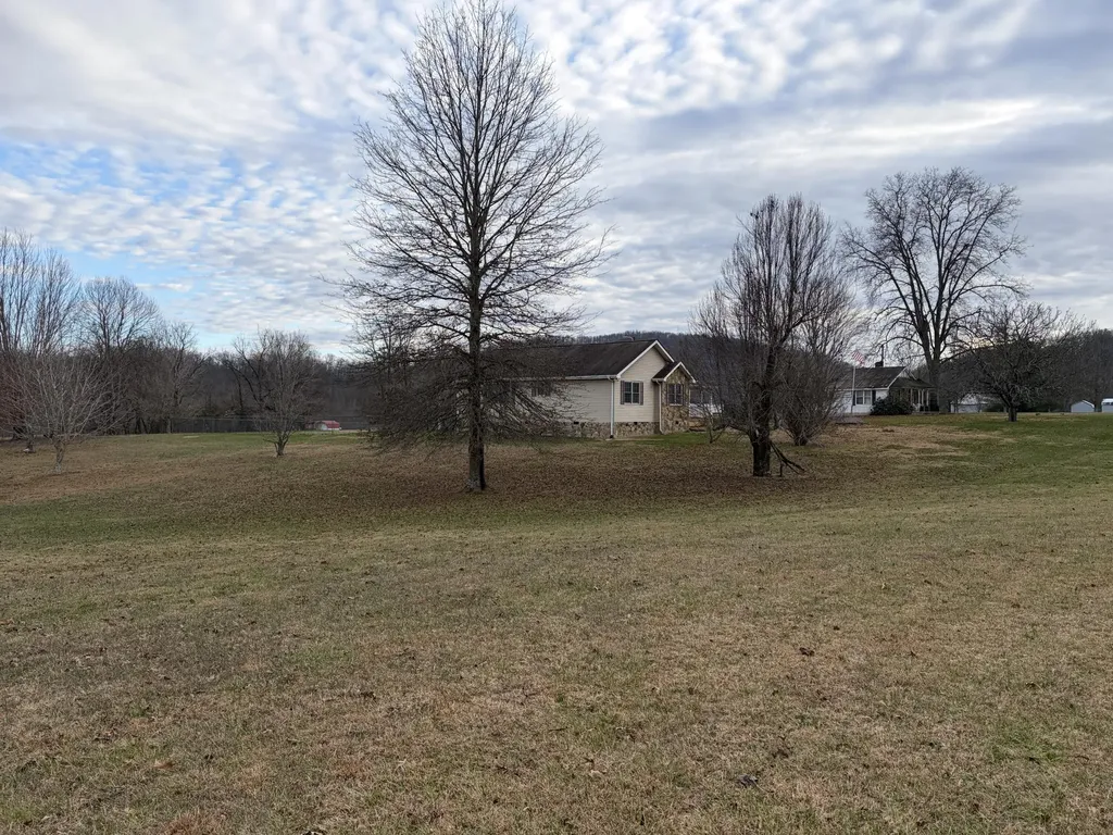 4302 E 904 Highway Williamsburg KY 40769