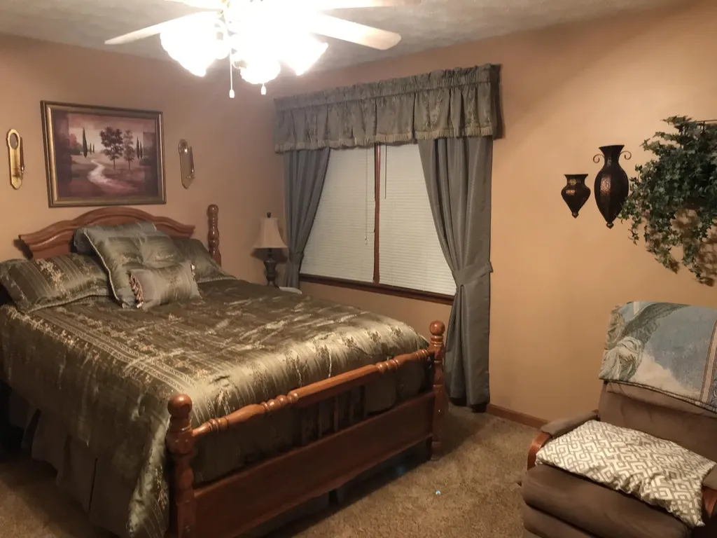 4302 E 904 Highway Williamsburg KY 40769