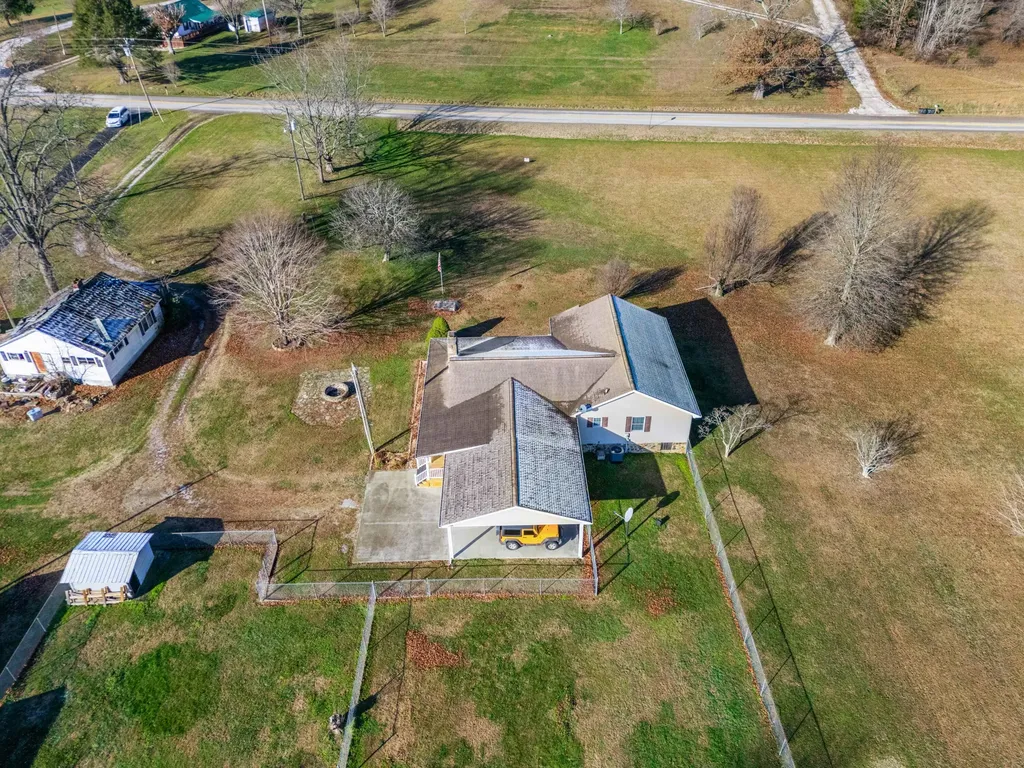 4302 E 904 Highway Williamsburg KY 40769