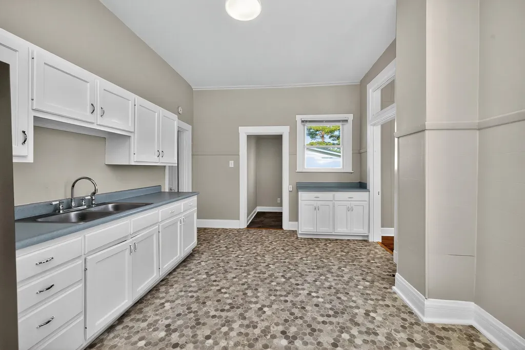 217 S Highland Street Winchester KY 40391