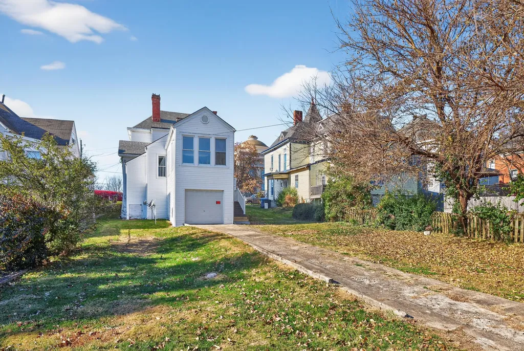 217 S Highland Street Winchester KY 40391
