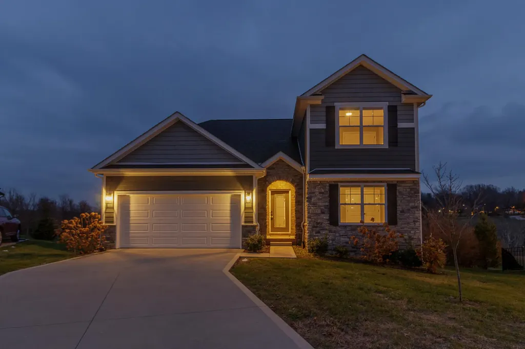 125 White Pine Court Frankfort KY 40601